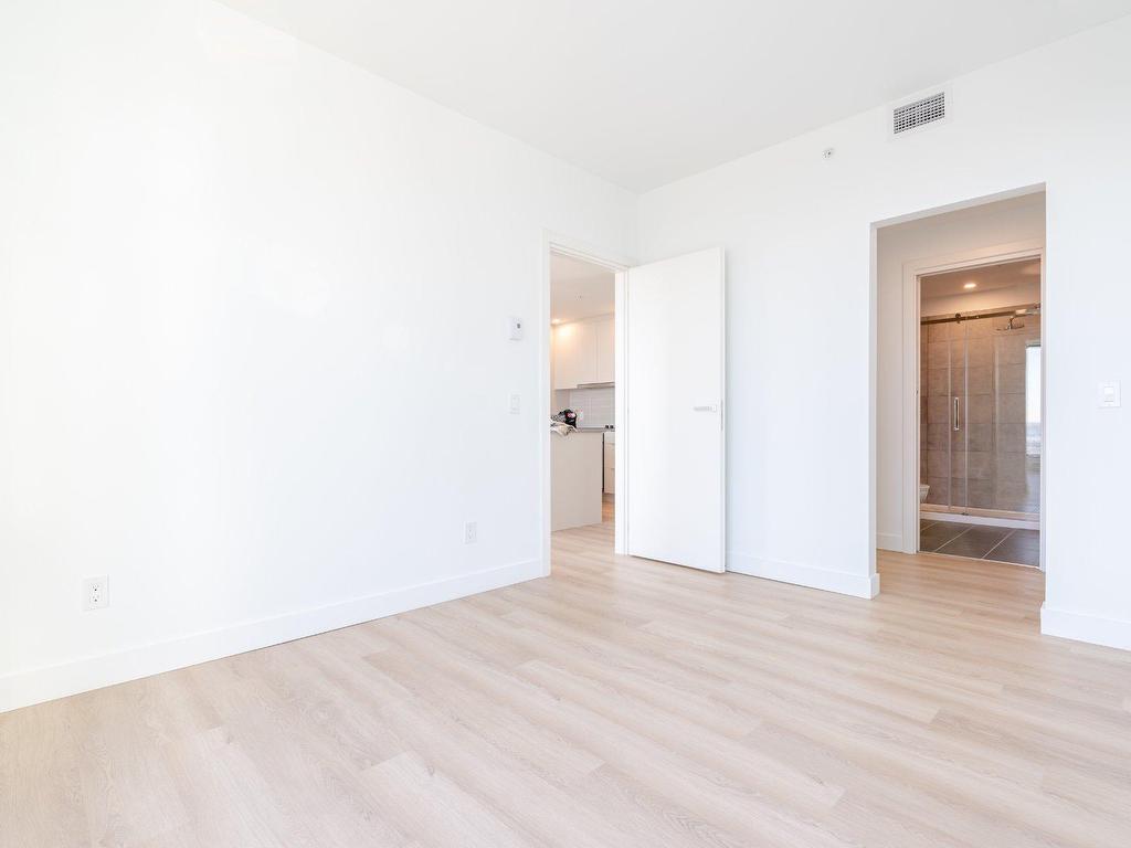 









1001


Rue Lucien-L'Allier

, 1816,
Montréal (Ville-Marie),




QC
H3G0G7

