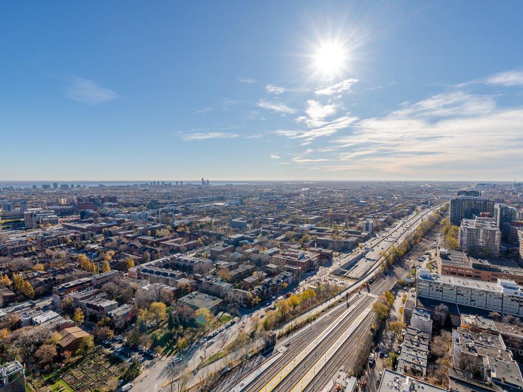 









1001


Rue Lucien-L'Allier

, 1816,
Montréal (Ville-Marie),




QC
H3G0G7

