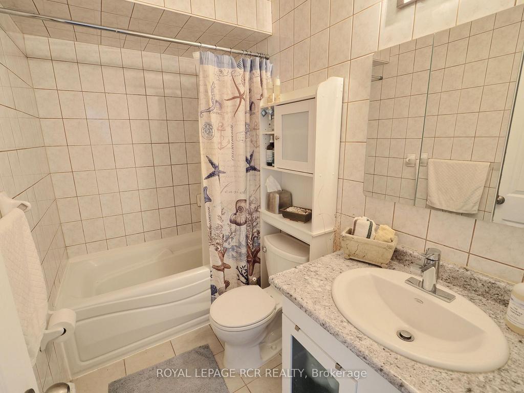 









3533


Derry

Road East, 1003,
Mississauga,




ON
L4T 1B1

