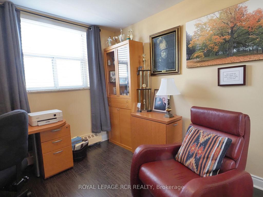 









3533


Derry

Road East, 1003,
Mississauga,




ON
L4T 1B1

