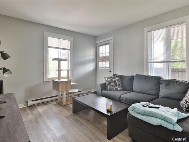 









170


Rue Caron

,
McMasterville,




QC
J3G1G1

