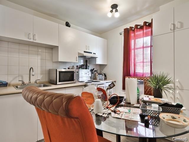 









170


Rue Caron

,
McMasterville,




QC
J3G1G1


