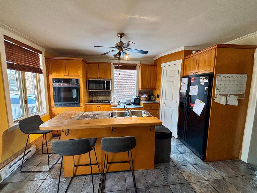 









272

 - 274


Ch. de St-Jean

,
La Prairie,




QC
J5R2K3

