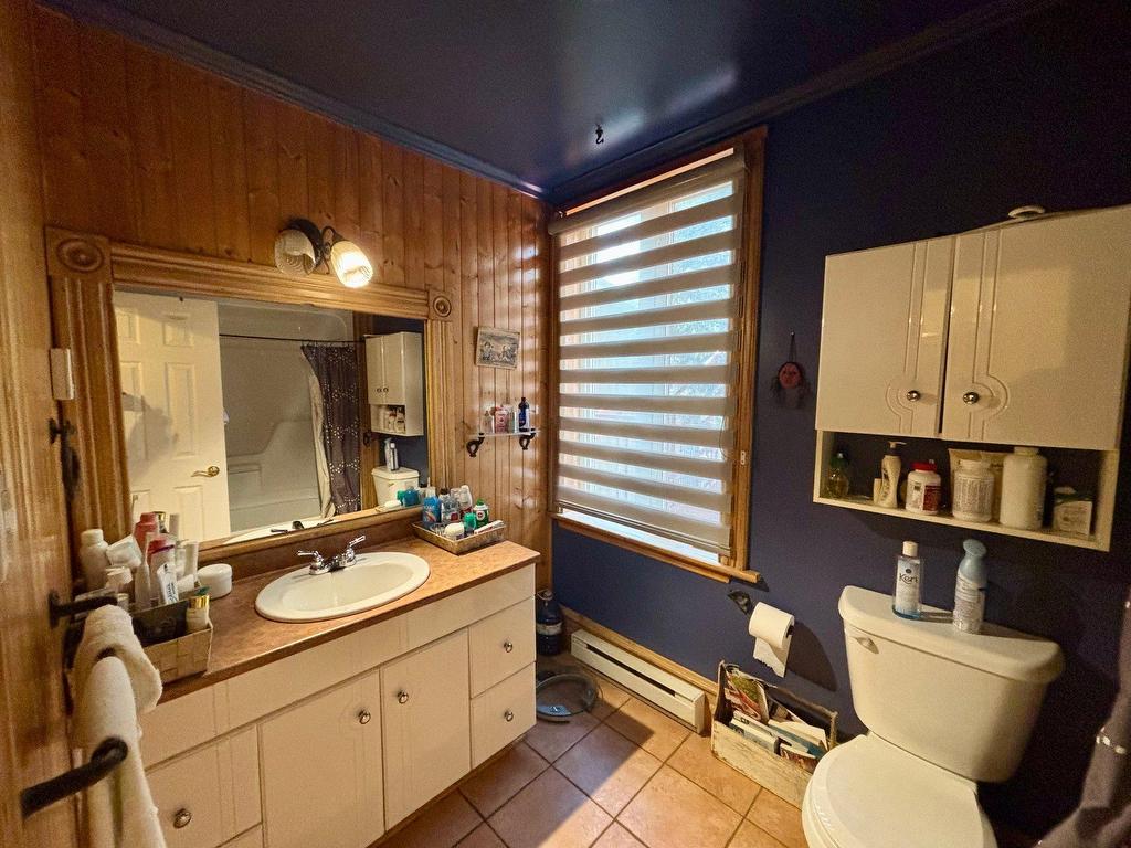 









272

 - 274


Ch. de St-Jean

,
La Prairie,




QC
J5R2K3

