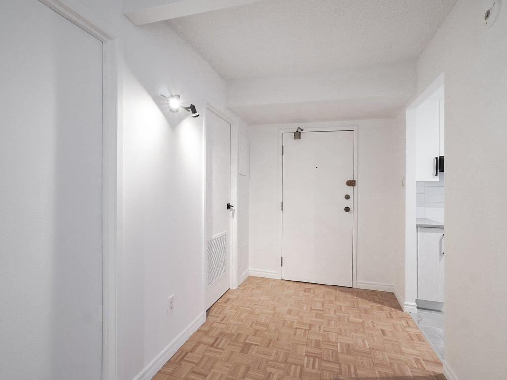 









8300


Rue Sherbrooke E.

, 503,
Montréal (Mercier/Hochelaga-Maisonneuve),




QC
H1L6K9


