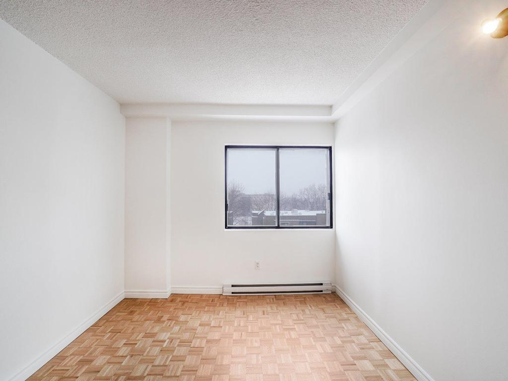 









8300


Rue Sherbrooke E.

, 503,
Montréal (Mercier/Hochelaga-Maisonneuve),




QC
H1L6K9

