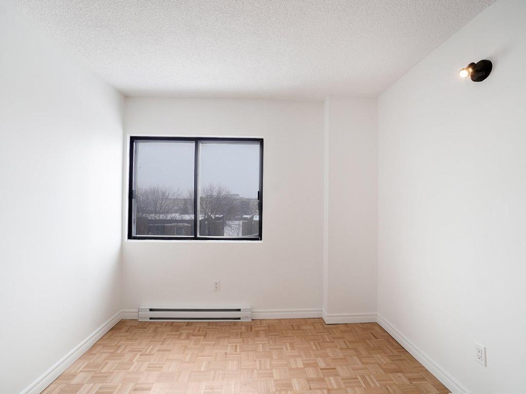 









8300


Rue Sherbrooke E.

, 503,
Montréal (Mercier/Hochelaga-Maisonneuve),




QC
H1L6K9

