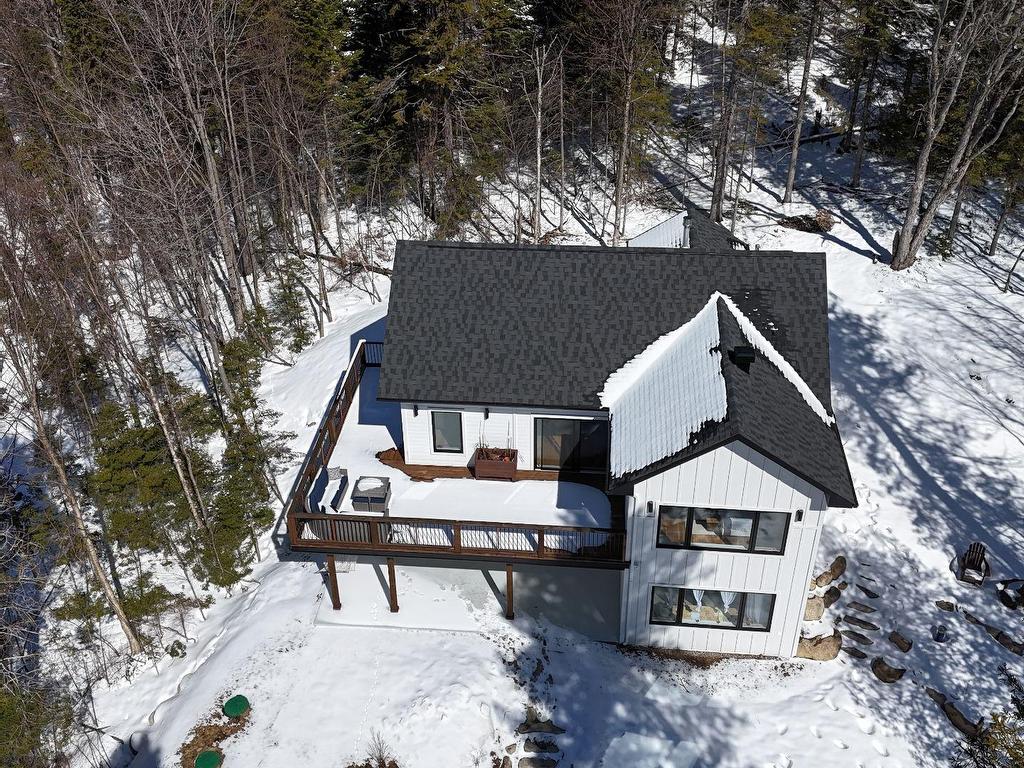 









291


Rue Trudeau

,
Sainte-Agathe-des-Monts,




QC
J8C3T6

