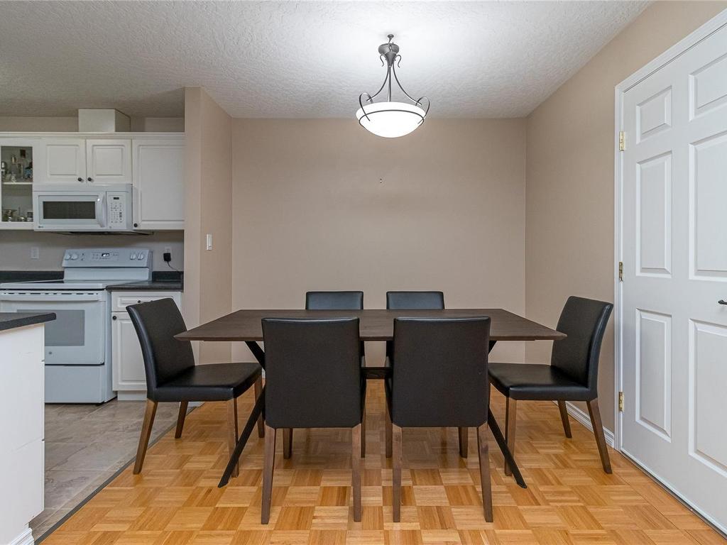 









671


Trunk

Rd, 104,
Duncan,




BC
V9L 2R3

