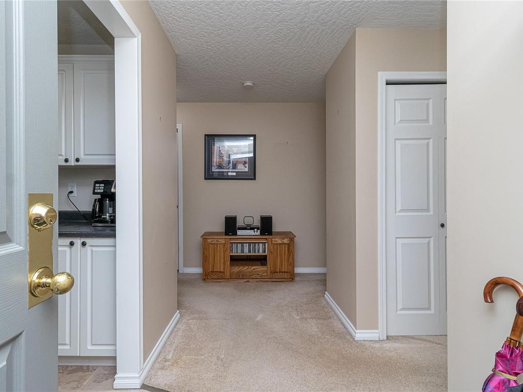 









671


Trunk

Rd, 104,
Duncan,




BC
V9L 2R3

