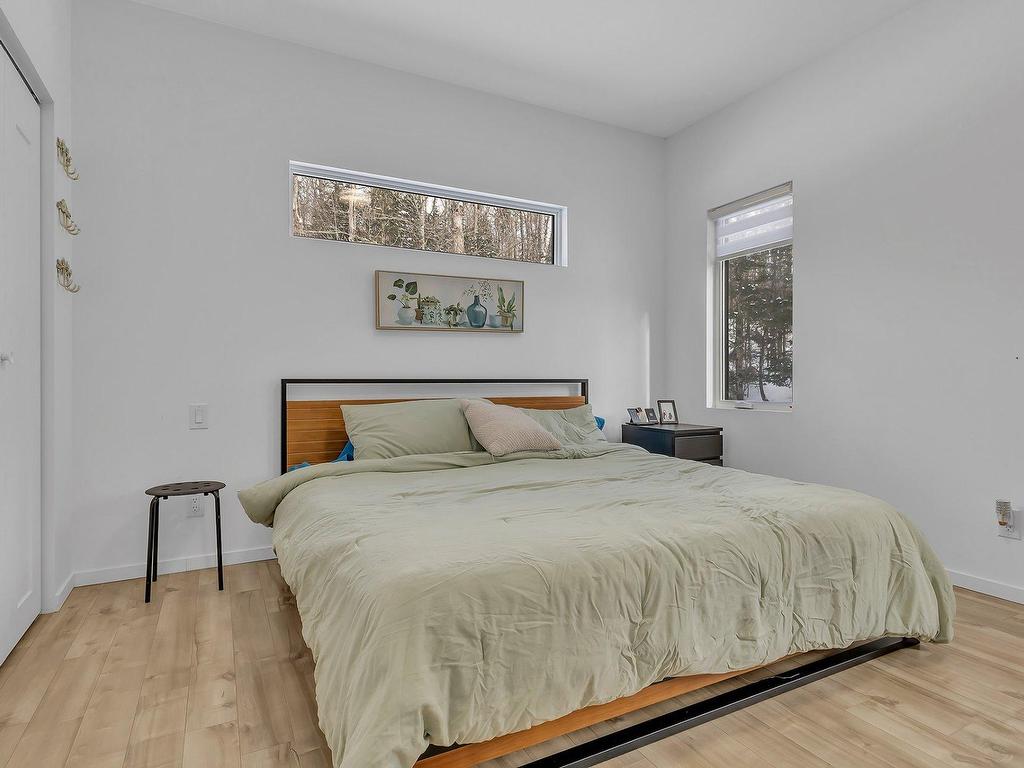 









468


Ch. Blackburn

,
Val-des-Monts,




QC
J8N6E1

