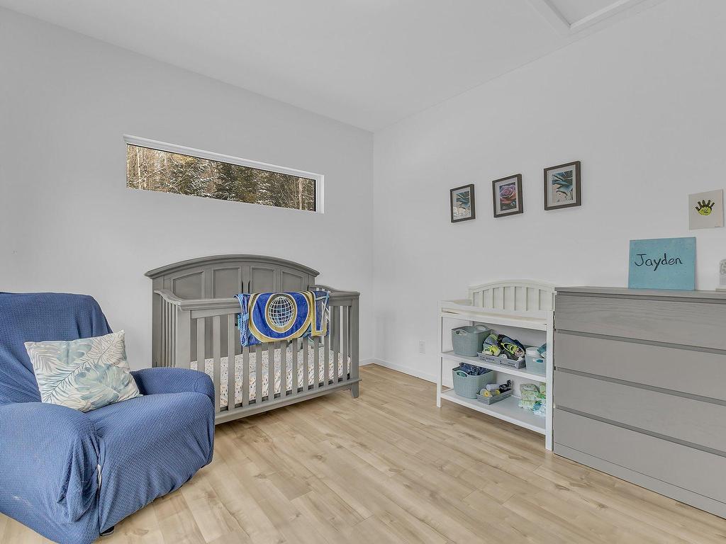 









468


Ch. Blackburn

,
Val-des-Monts,




QC
J8N6E1

