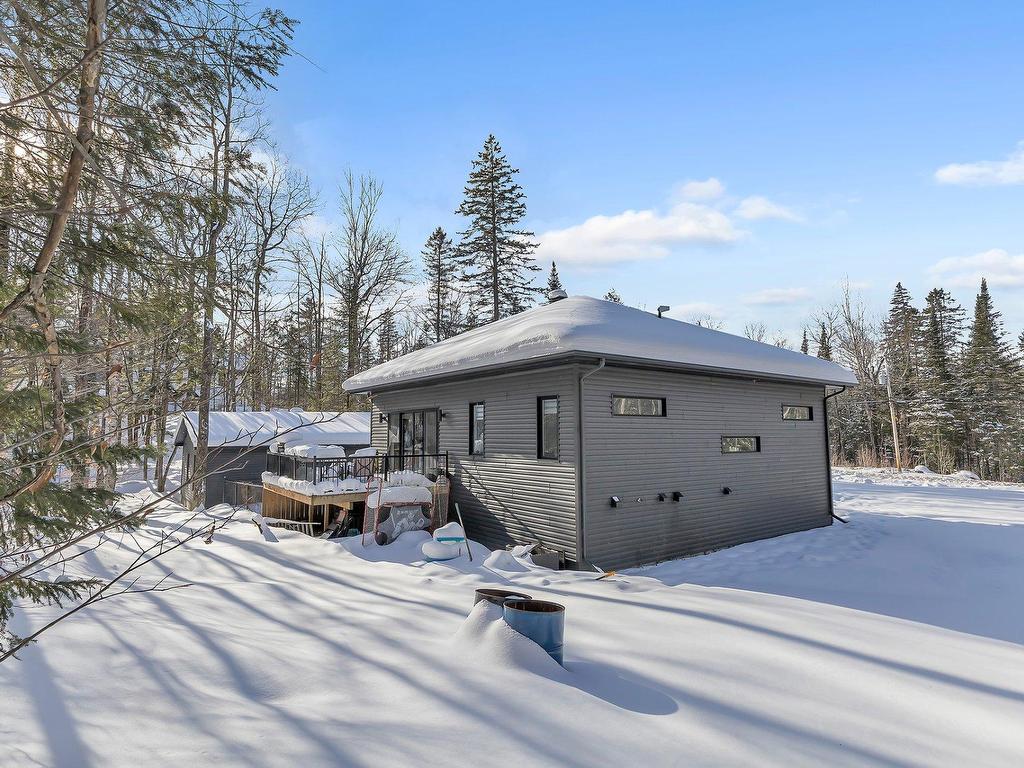 









468


Ch. Blackburn

,
Val-des-Monts,




QC
J8N6E1

