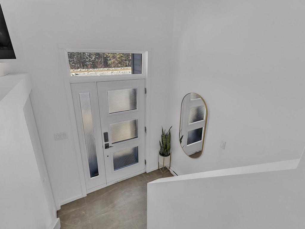 









468


Ch. Blackburn

,
Val-des-Monts,




QC
J8N6E1


