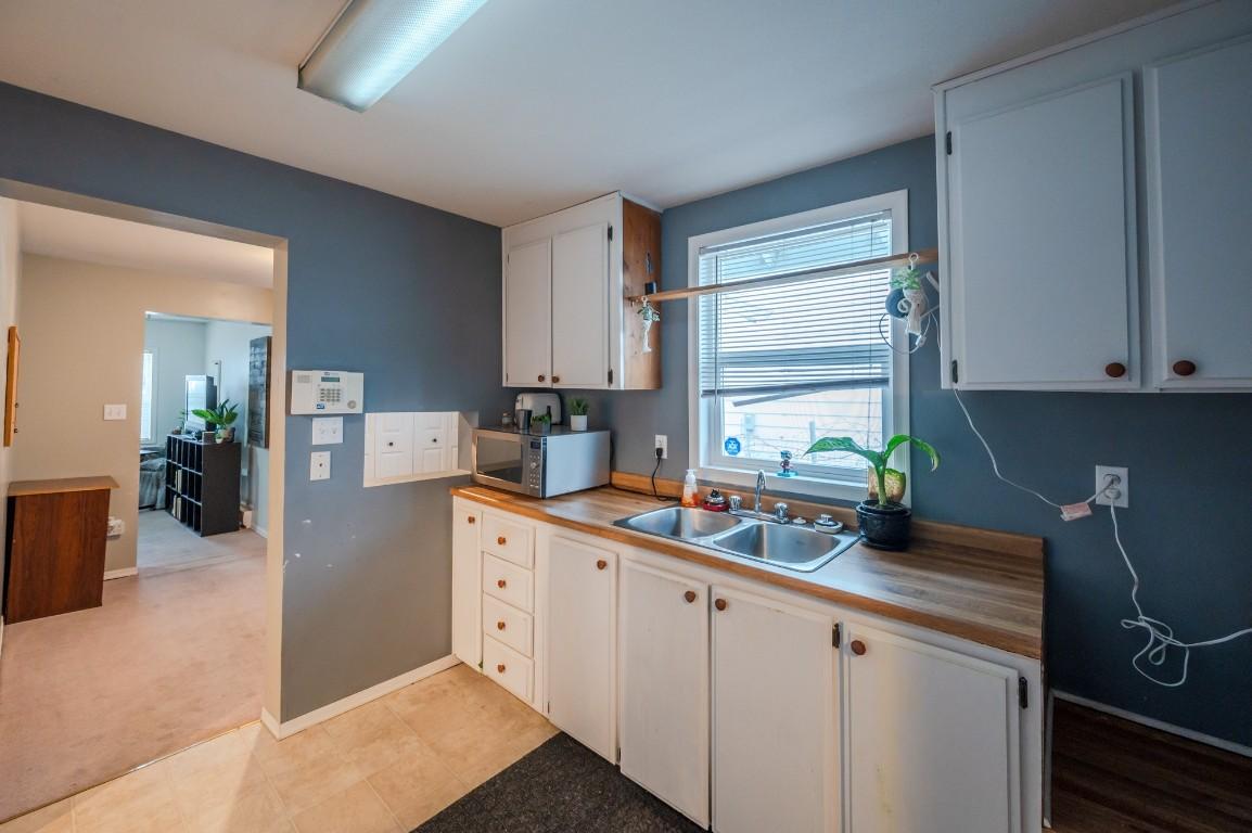 









468


Wade

Avenue,
Penticton,




BC
V2A 1V4

