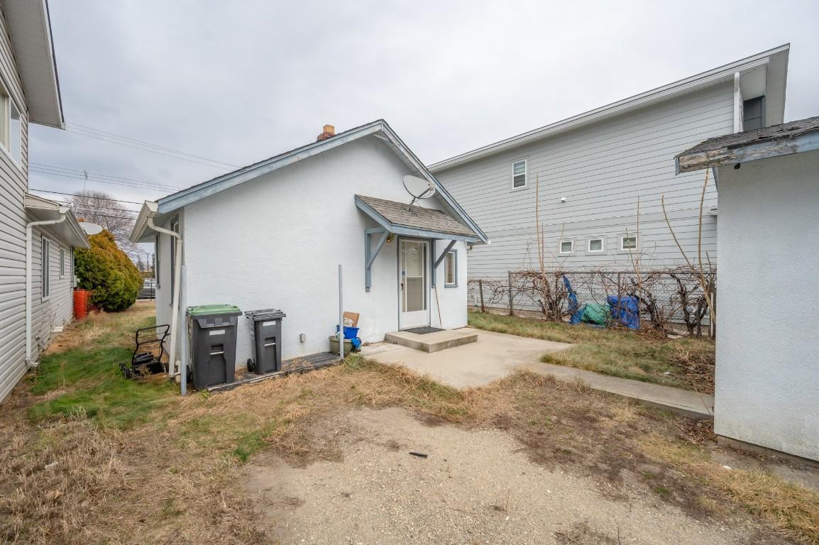 









468


Wade

Avenue,
Penticton,




BC
V2A 1V4

