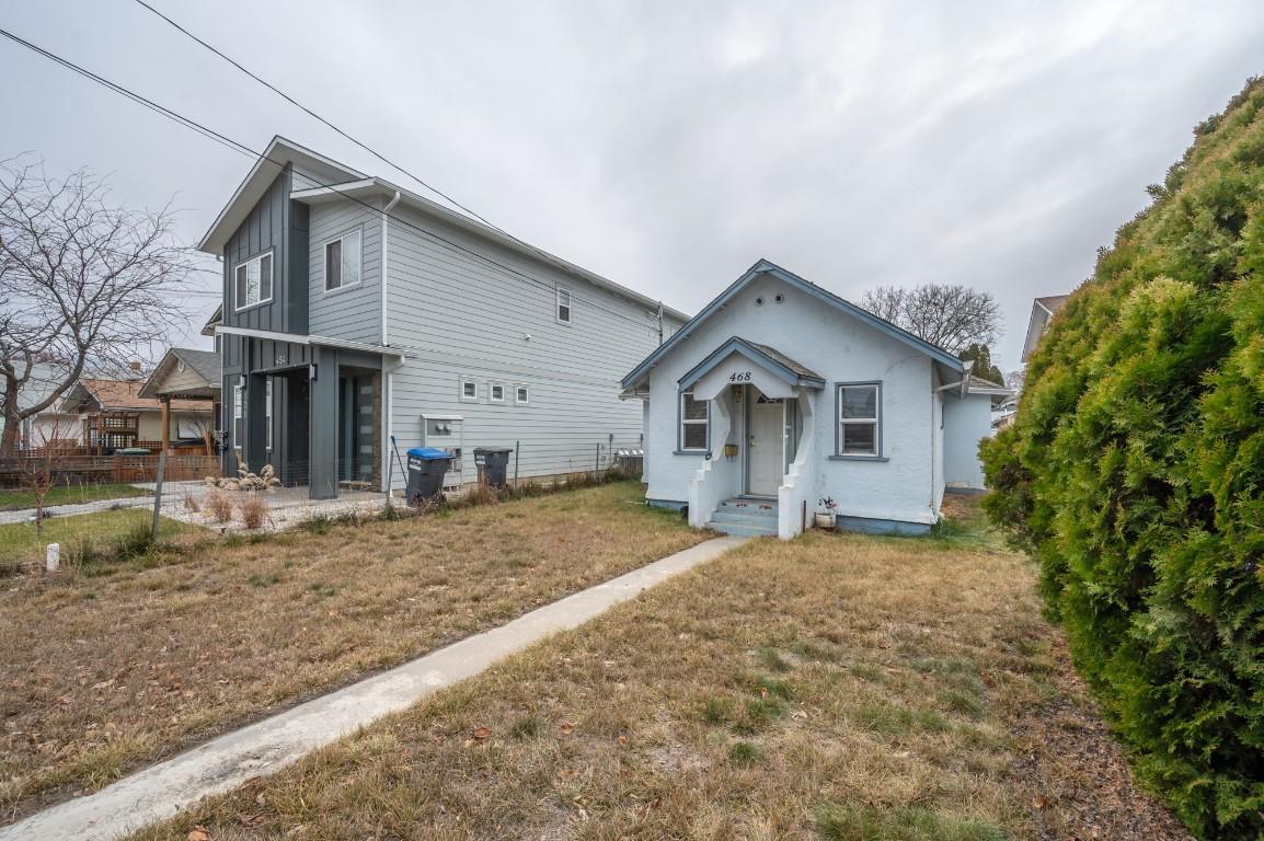 









468


Wade

Avenue,
Penticton,




BC
V2A 1V4

