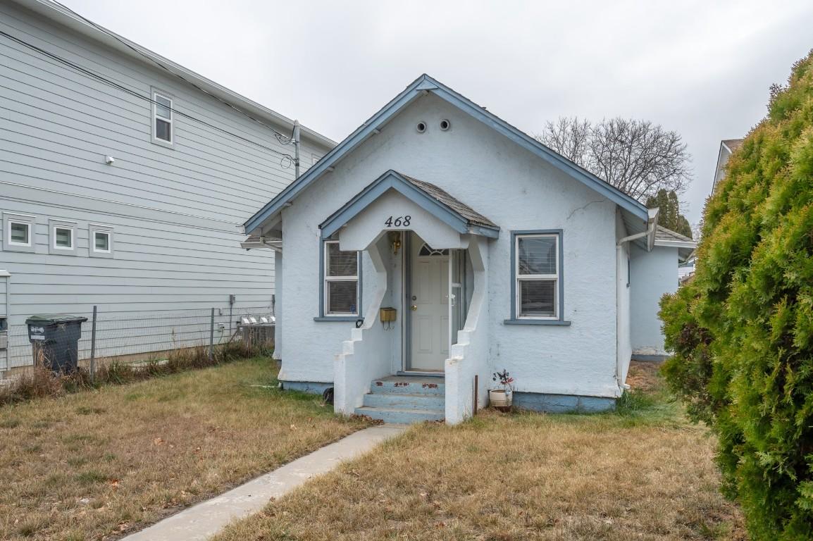 









468


Wade

Avenue,
Penticton,




BC
V2A 1V4

