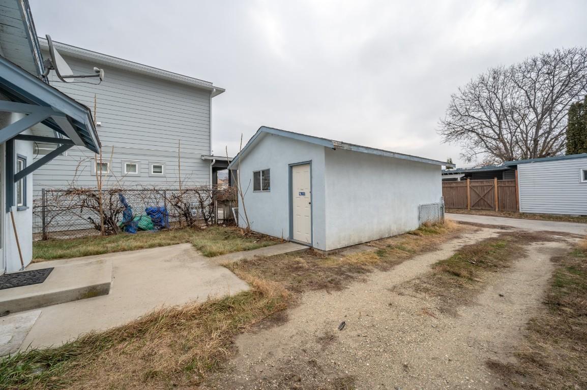









468


Wade

Avenue,
Penticton,




BC
V2A 1V4

