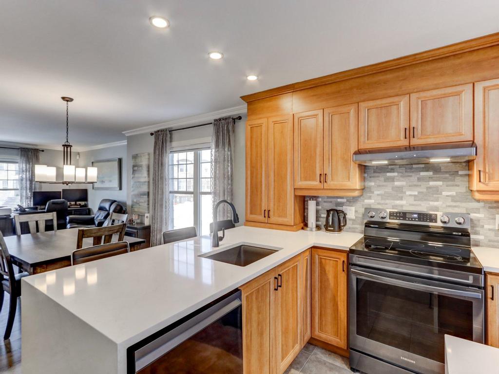 









22


Place Mathieu

,
Saint-Joseph-du-Lac,




QC
J0N1M0


