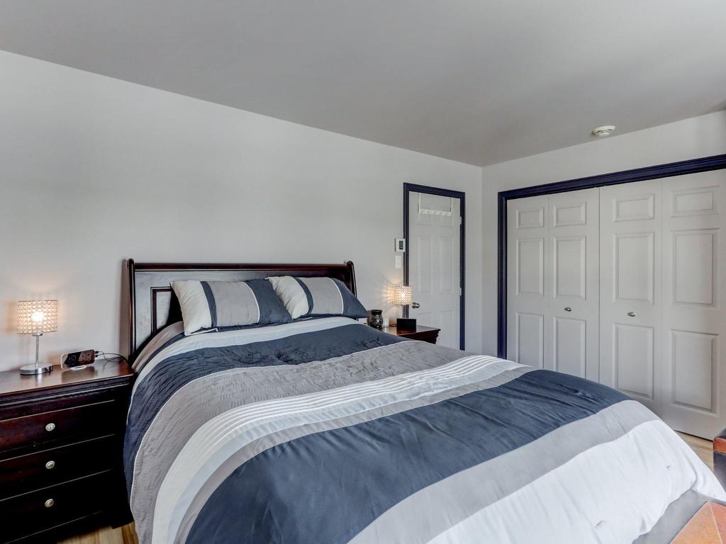 









22


Place Mathieu

,
Saint-Joseph-du-Lac,




QC
J0N1M0

