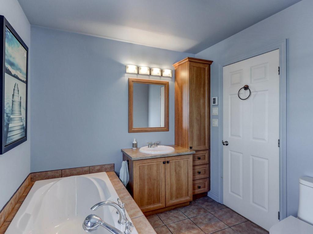 









22


Place Mathieu

,
Saint-Joseph-du-Lac,




QC
J0N1M0

