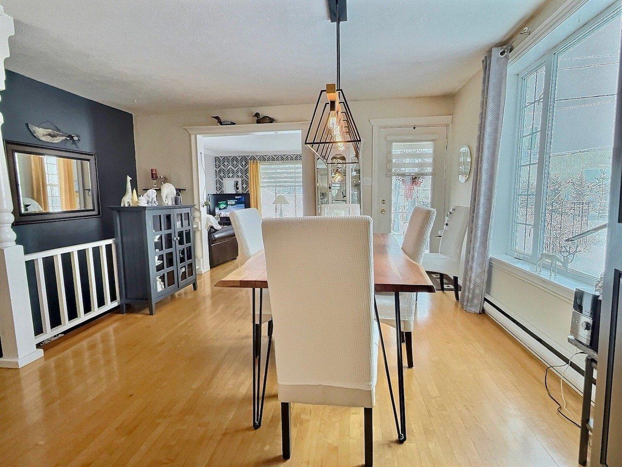 









46

 - 46A


Rue Principale S.

,
La Patrie,




QC
J0B1Y0

