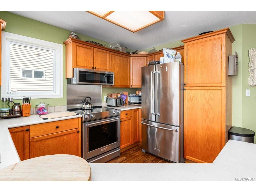 









530


Zerkee

Pl,
Courtenay,




BC
V9N 8J6

