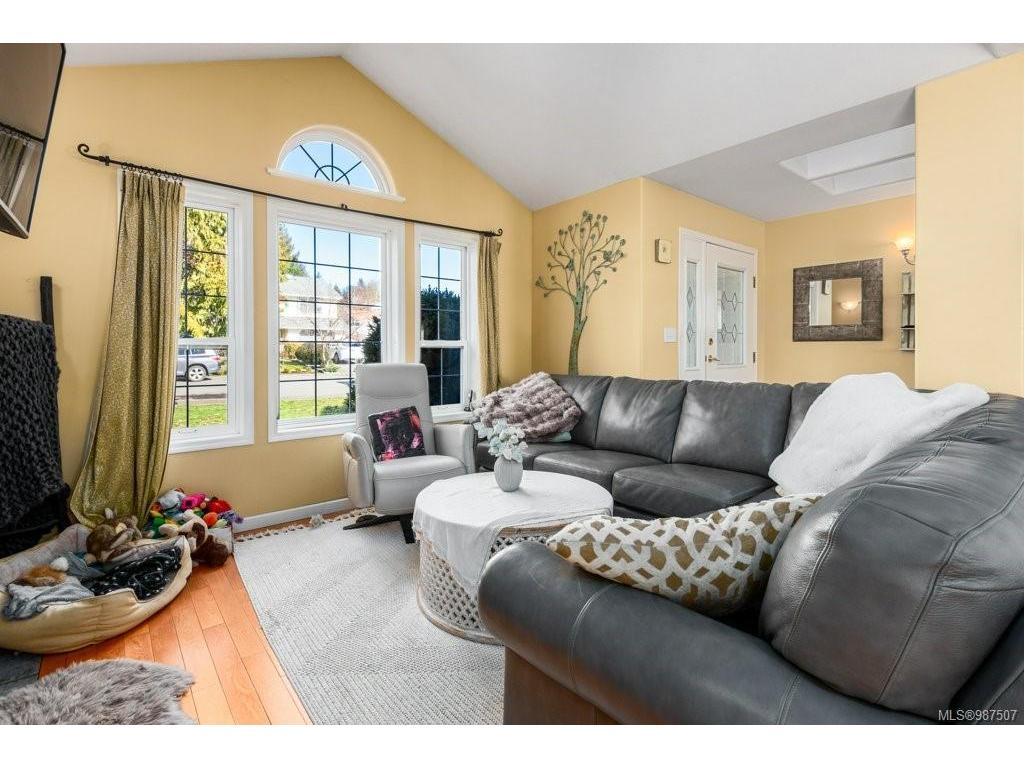









530


Zerkee

Pl,
Courtenay,




BC
V9N 8J6

