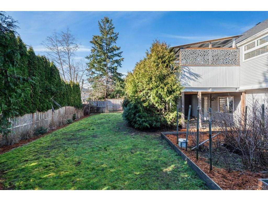 









530


Zerkee

Pl,
Courtenay,




BC
V9N 8J6

