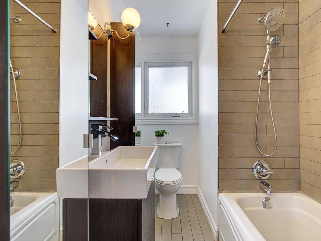 









344


Rue Monseigneur-Moreau

,
Beloeil,




QC
J3G3A2

