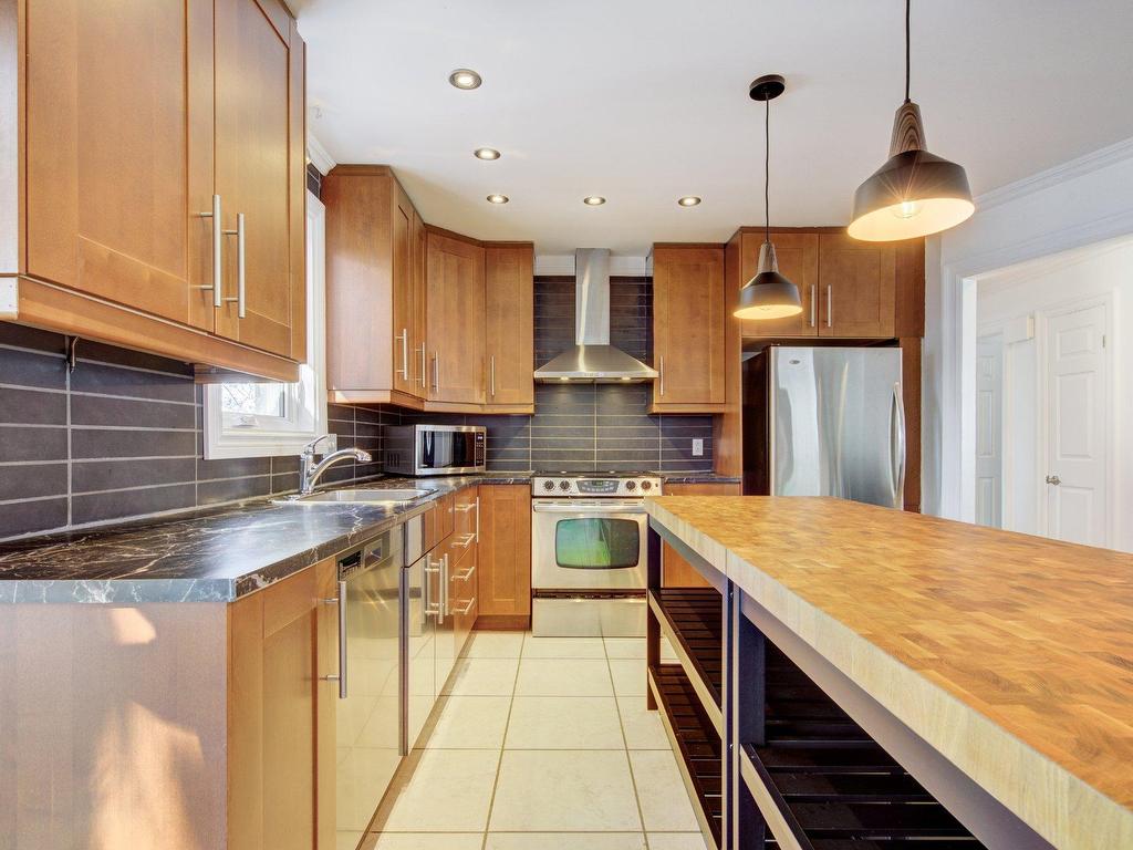 









344


Rue Monseigneur-Moreau

,
Beloeil,




QC
J3G3A2

