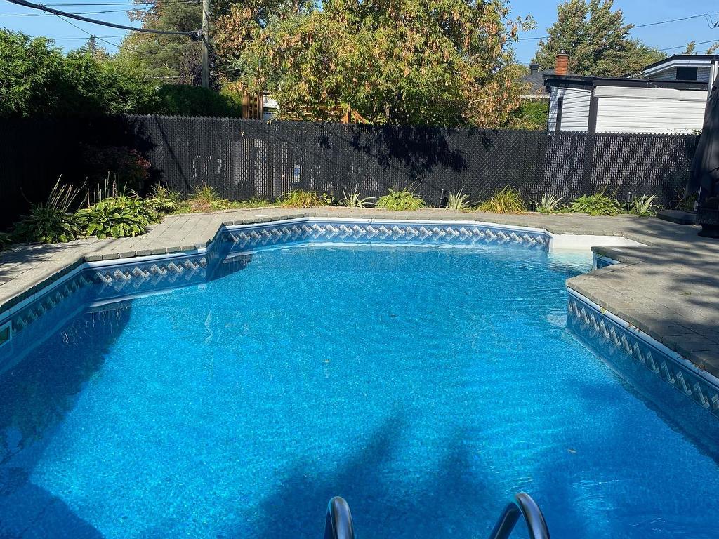 









344


Rue Monseigneur-Moreau

,
Beloeil,




QC
J3G3A2

