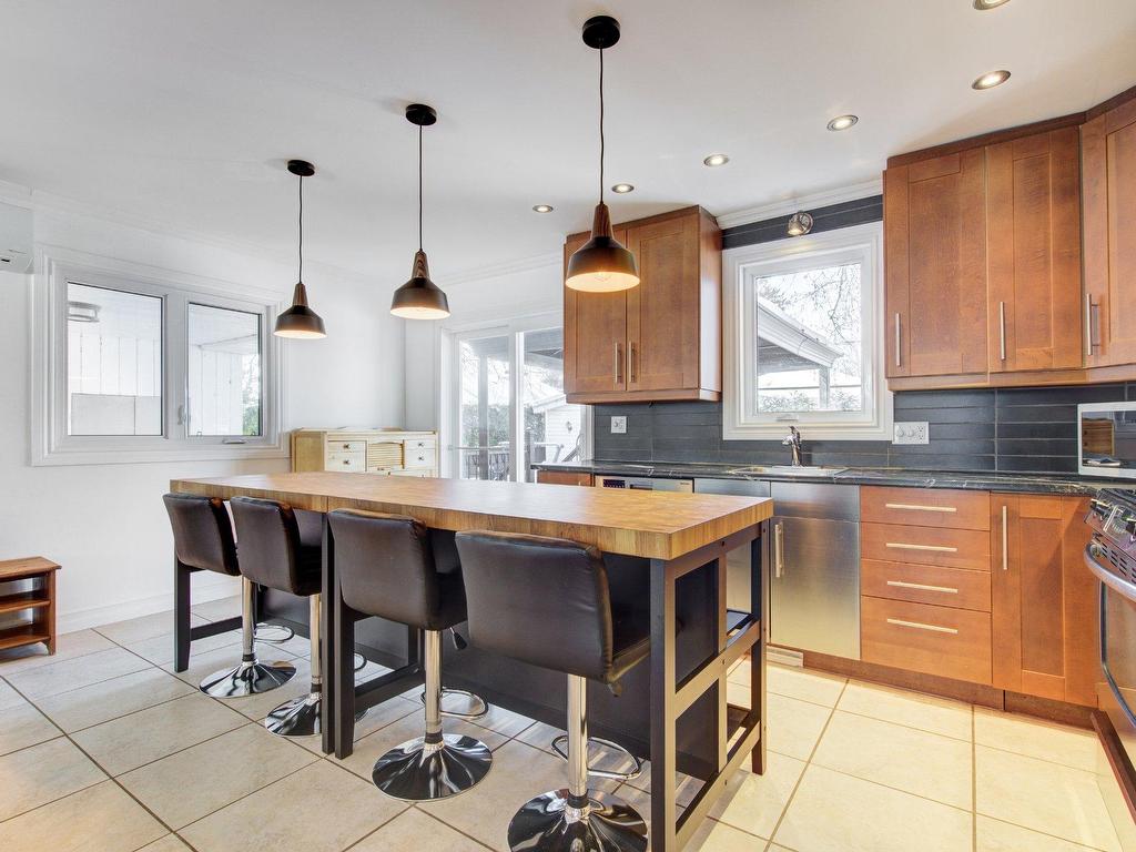 









344


Rue Monseigneur-Moreau

,
Beloeil,




QC
J3G3A2

