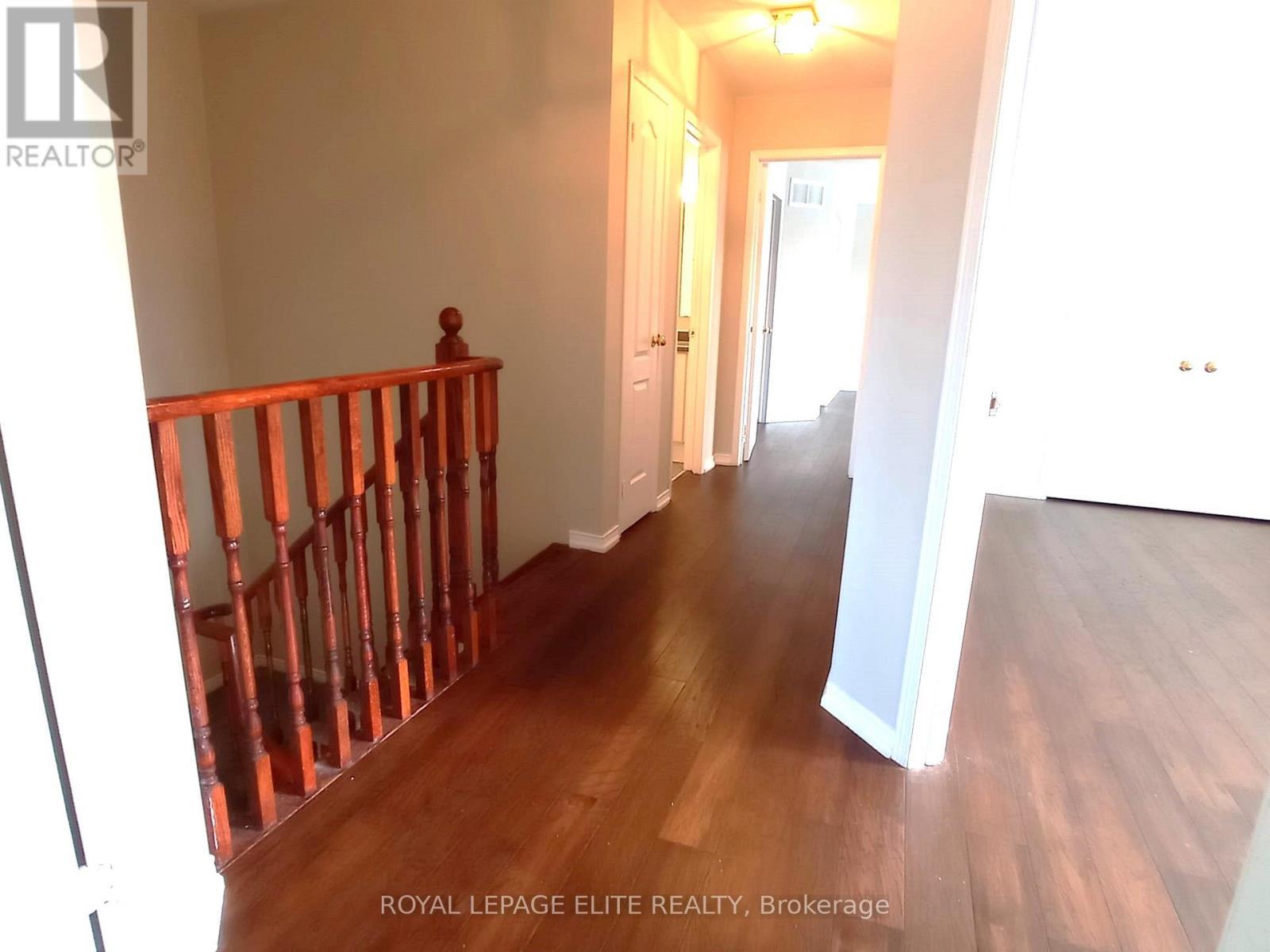 












1278 SANDPIPER ROAD

,
Oakville,




Ontario
L6M3V7

