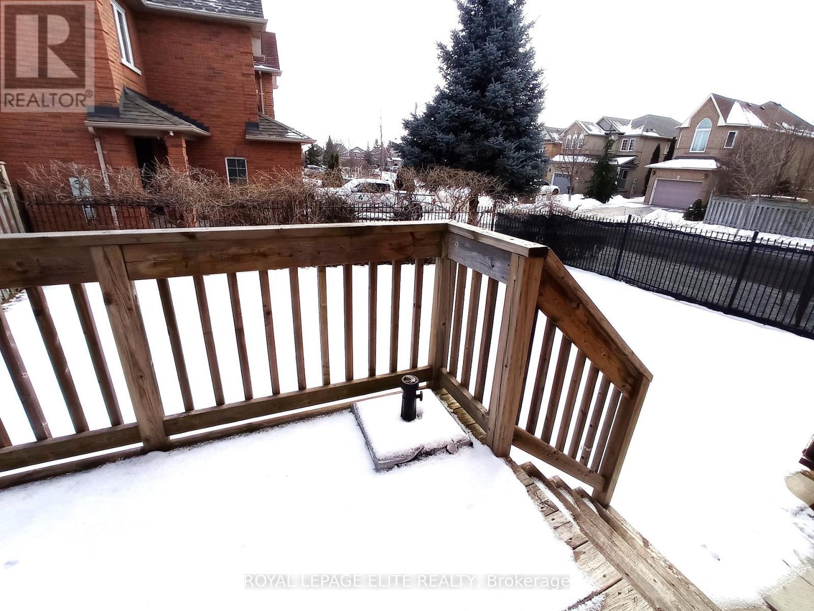 












1278 SANDPIPER ROAD

,
Oakville,




Ontario
L6M3V7

