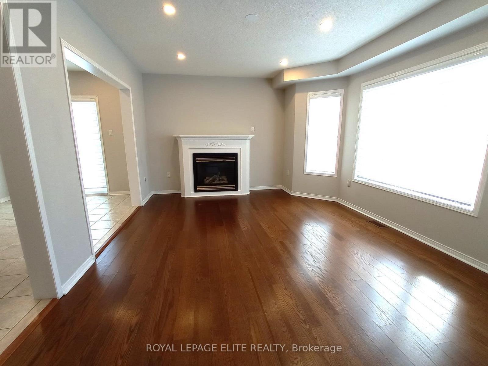 












1278 SANDPIPER ROAD

,
Oakville,




Ontario
L6M3V7

