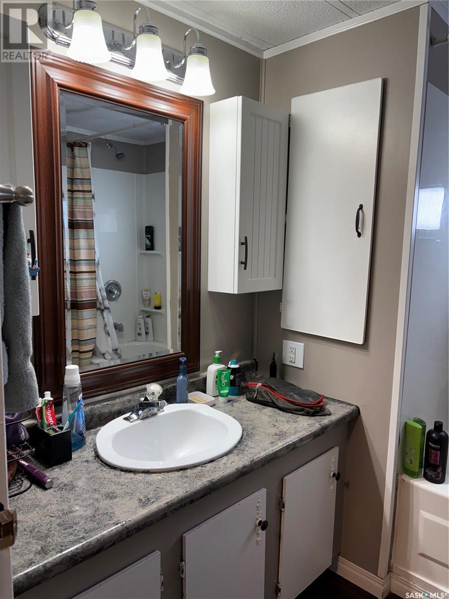 












14 Prairie Winds ESTATES

,
Kindersley,




Saskatchewan
S0L1S2

