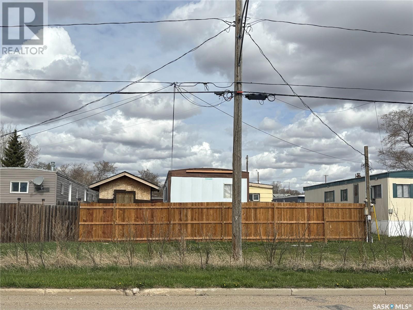 












14 Prairie Winds ESTATES

,
Kindersley,




Saskatchewan
S0L1S2

