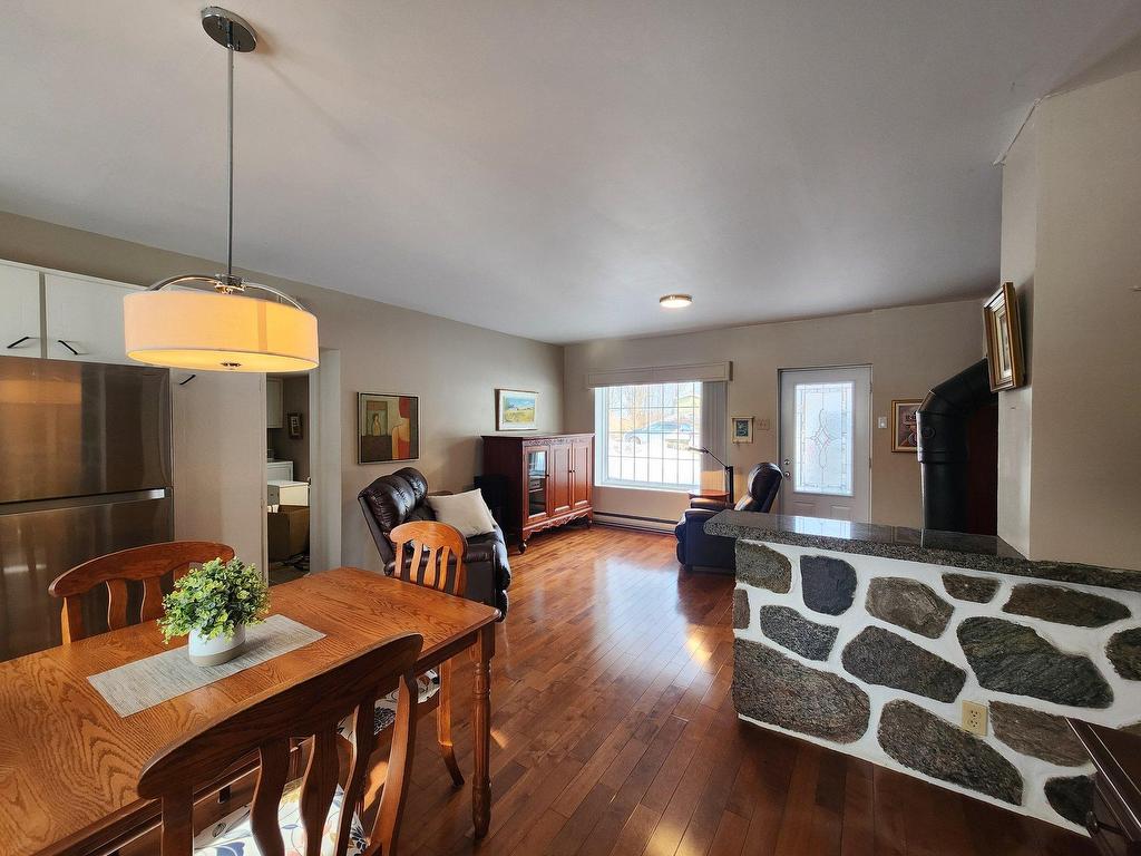 









357


Ch. Bernard

,
Saint-Barnabé,




QC
G0X2K0

