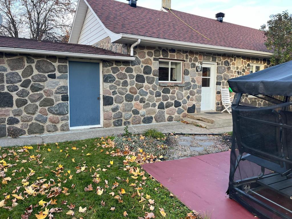









357


Ch. Bernard

,
Saint-Barnabé,




QC
G0X2K0

