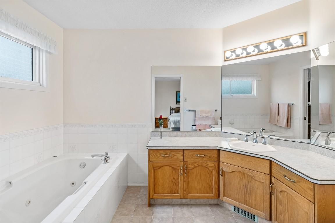 









615


Glenmeadows

Road, 75,
Kelowna,




BC
V1V 1N9

