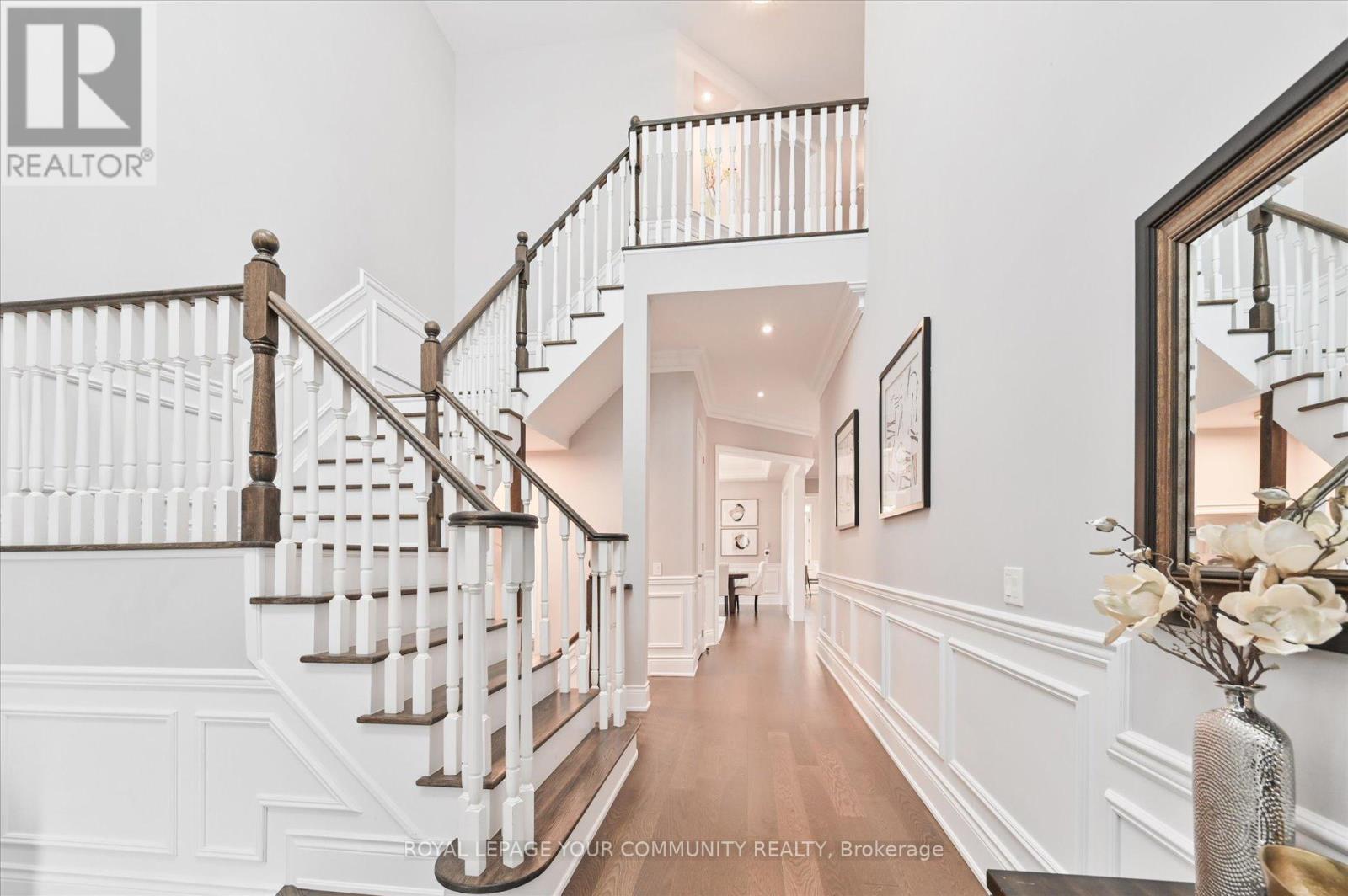 












38 PERRIGO COURT

,
Vaughan,




Ontario
L6A4W8

