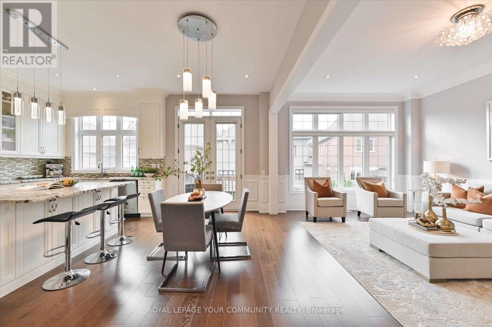 












38 PERRIGO COURT

,
Vaughan,




Ontario
L6A4W8

