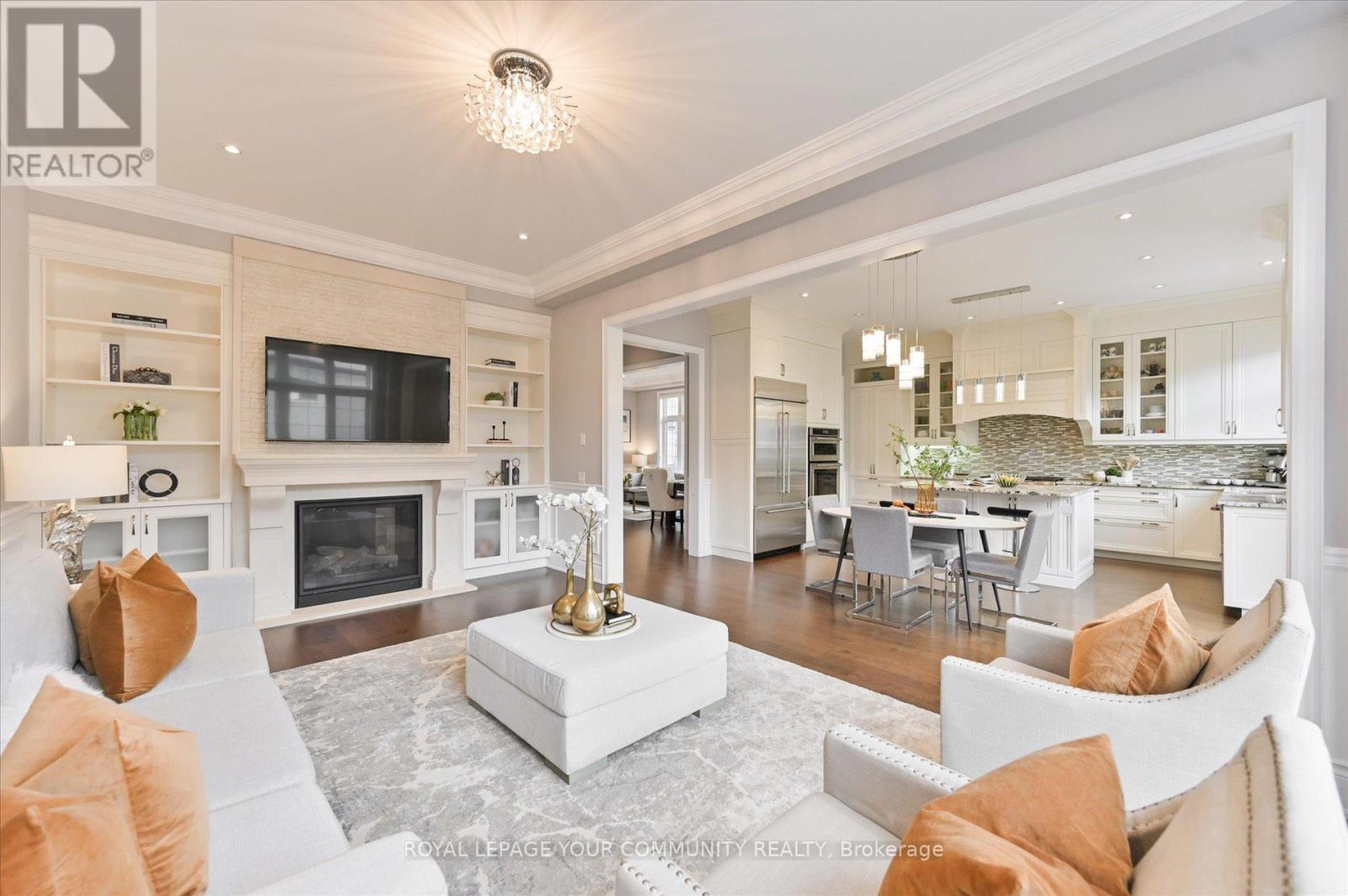 












38 PERRIGO COURT

,
Vaughan,




Ontario
L6A4W8

