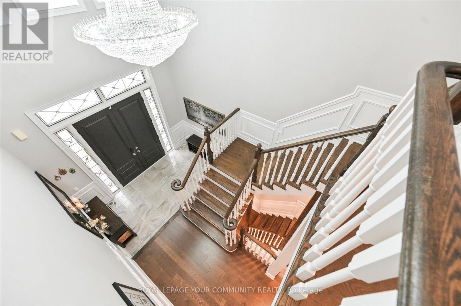 












38 PERRIGO COURT

,
Vaughan,




Ontario
L6A4W8

