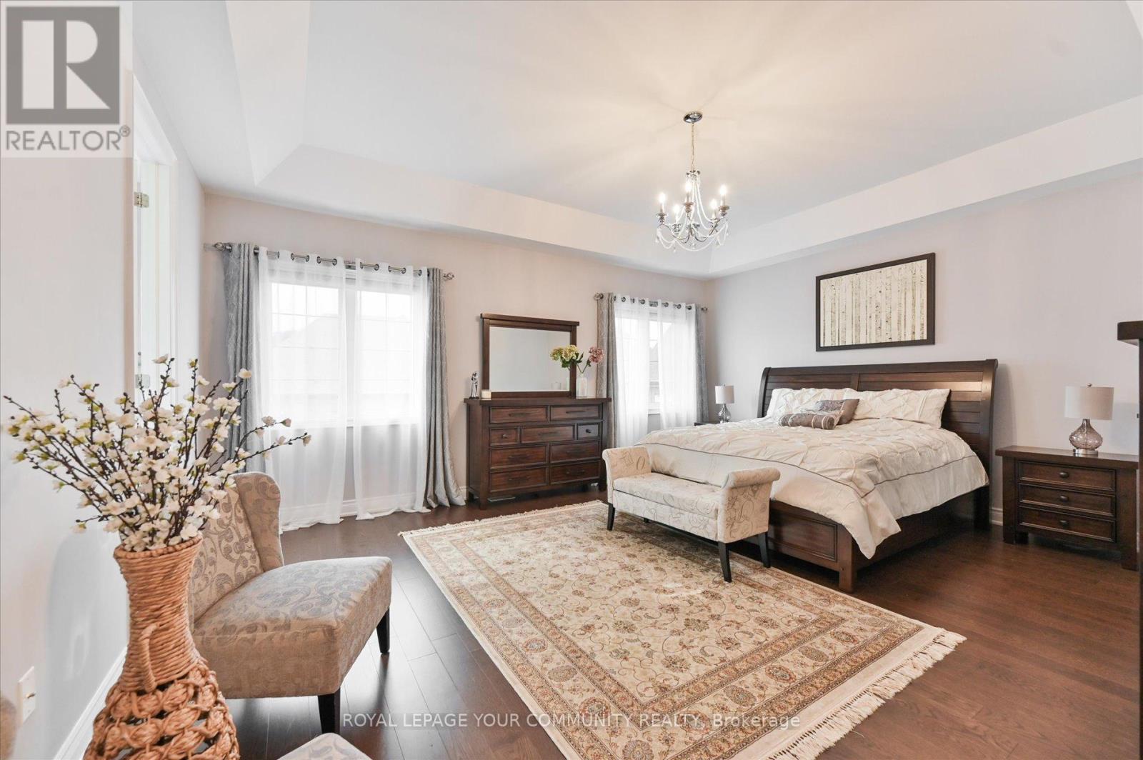 












38 PERRIGO COURT

,
Vaughan,




Ontario
L6A4W8

