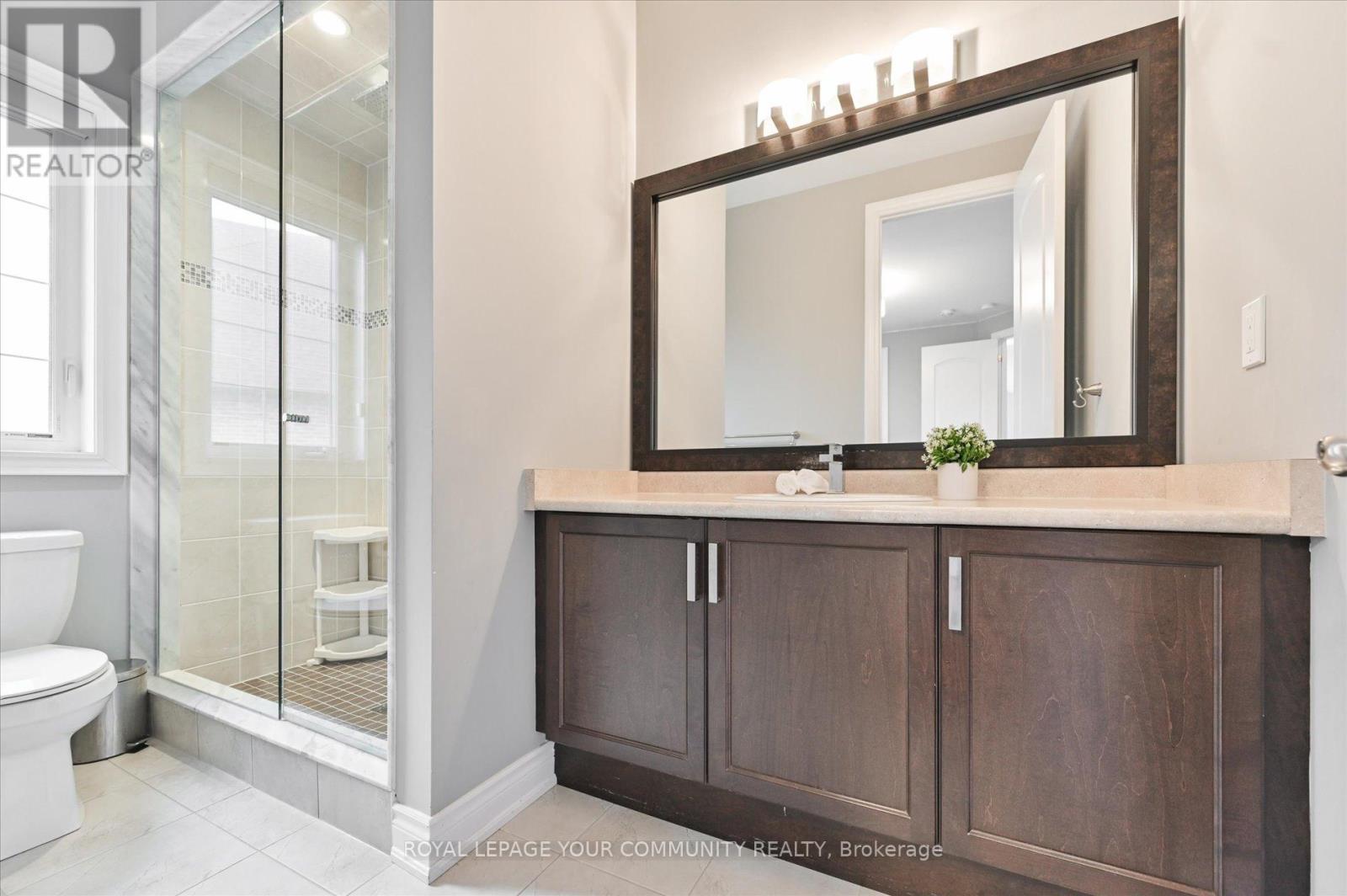 












38 PERRIGO COURT

,
Vaughan,




Ontario
L6A4W8

