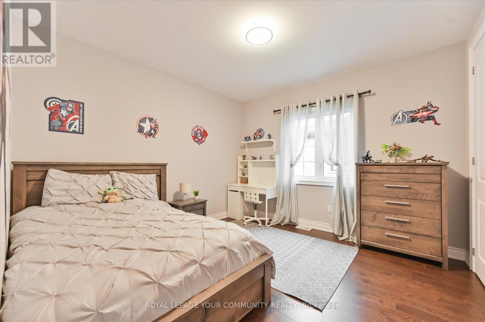 












38 PERRIGO COURT

,
Vaughan,




Ontario
L6A4W8


