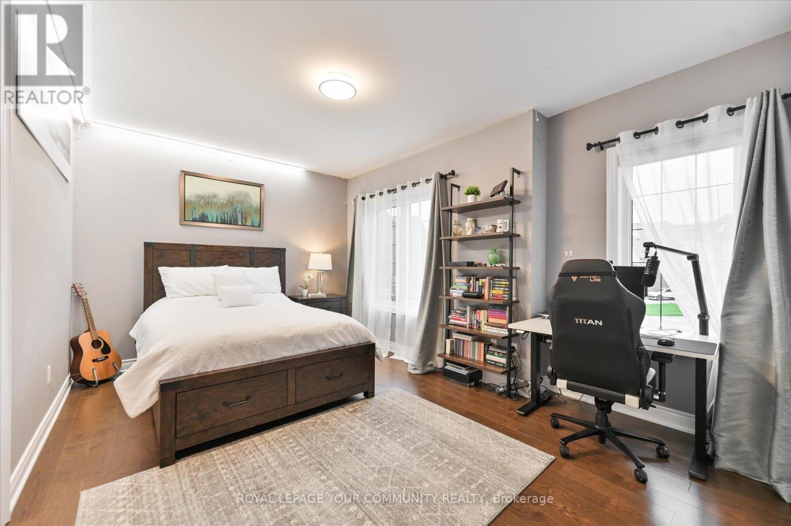 












38 PERRIGO COURT

,
Vaughan,




Ontario
L6A4W8

